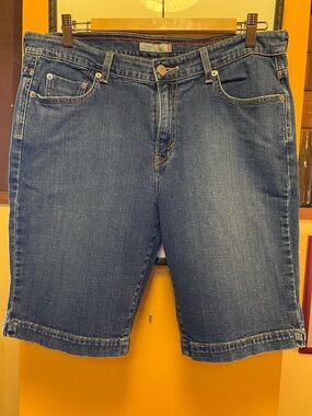 Levi’s 515 Cotton Bermuda Shorts